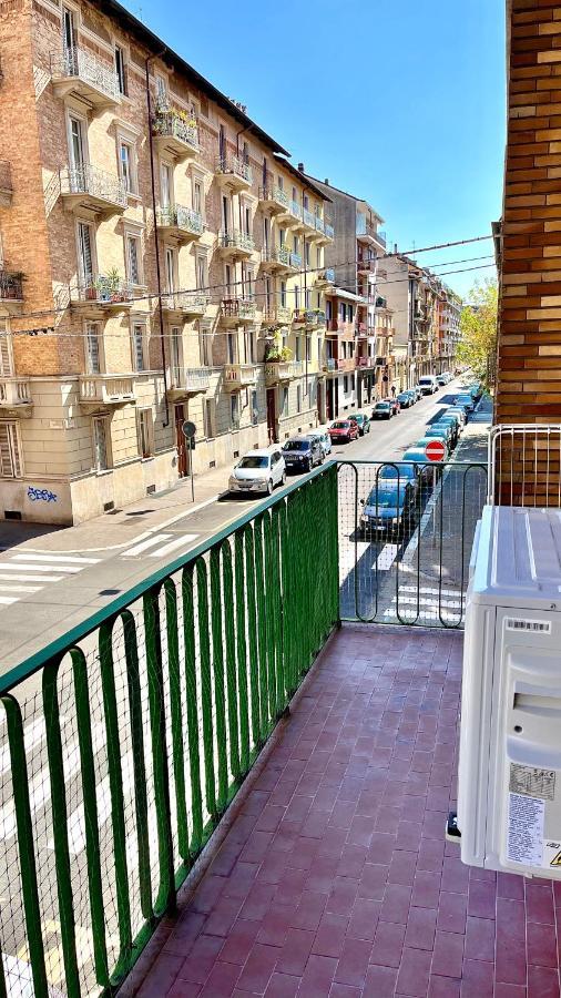 New Apartment, Near Metro Monte Grappa Turin Luaran gambar