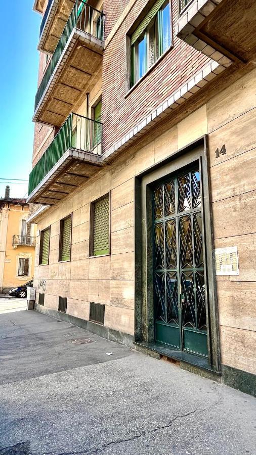 New Apartment, Near Metro Monte Grappa Turin Luaran gambar